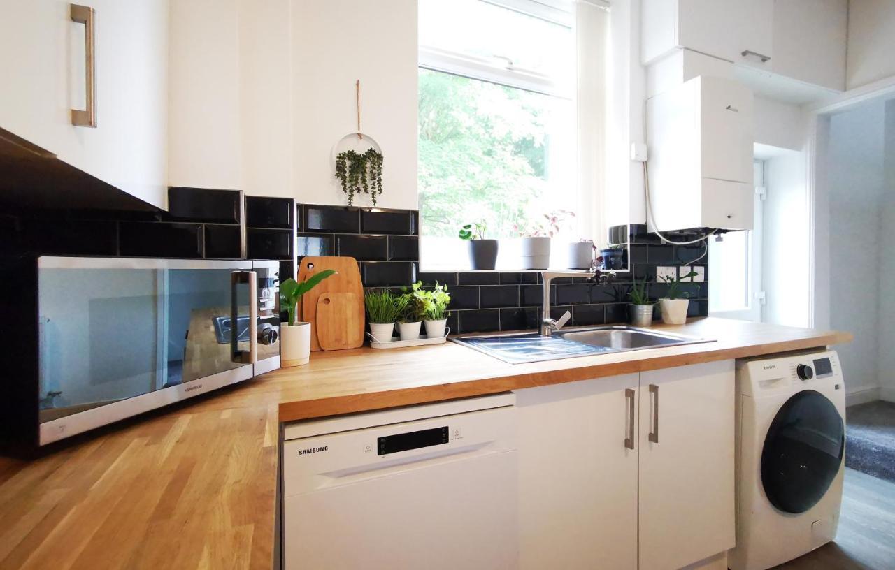 The Mellor - With Free Parking 15 Minutes To Centre & Coop Live Arena * Manchester